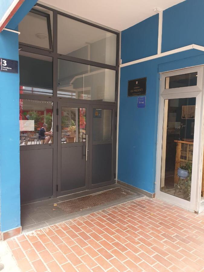 Ferienwohnung Apartman Lana ,Froudeova Ulica 3 Nasuprot Zg Velesajma Zagreb Exterior foto